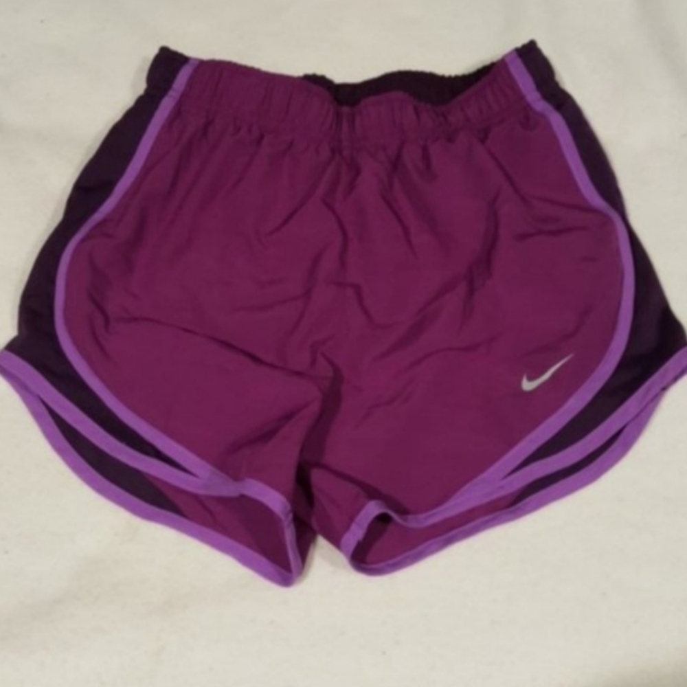 NWOT Nike Womens Dri Fit Tempo Running Shorts Sz XS